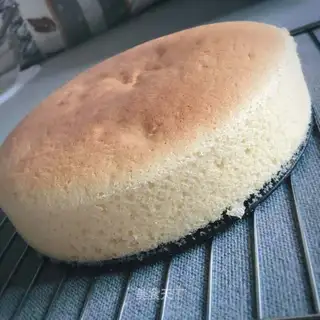 Eight-inch cheesecake