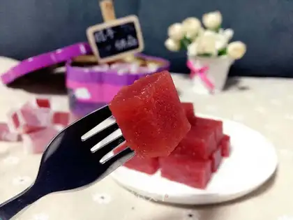 An appetizer cake
