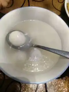 Bean sesame soup