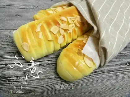caterpillar bread