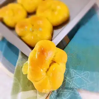 Old pumpkin bread
