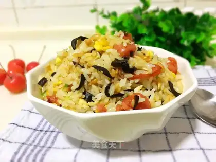 It's a grain of egg fried rice