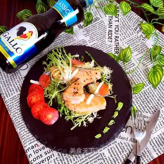 Fried salmon