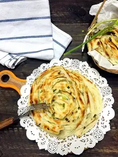 The pasta tore the onions
