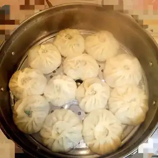 Pork cabbage buns