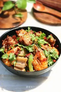 Hot chicken fin shrimp