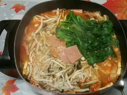 Hot cabbage hotpot