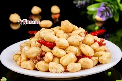 Wine-cracker peanuts
