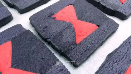 Black Widow Biscuit