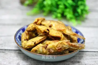 Pretzels, fried fish