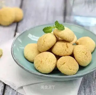 Coconut ball production step