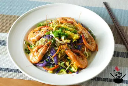 Shrimp noodles