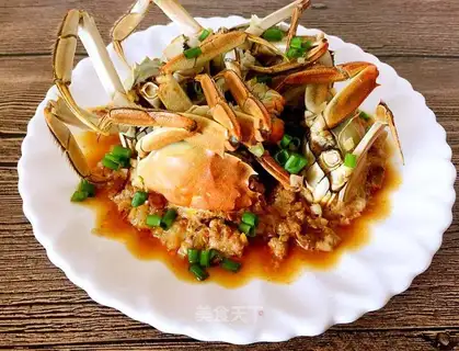 Meat and steamed crabs