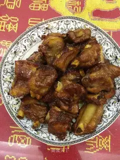 Red burn ribs