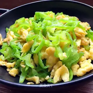 Pepper fried eggs