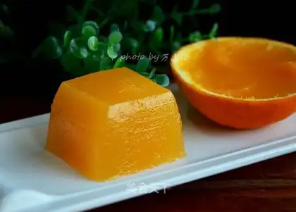 Fresh orange Jell-O