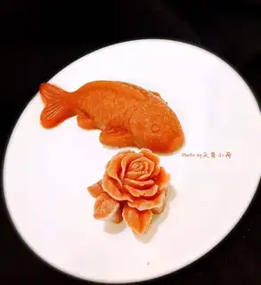 The big fish, the sea chow