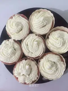 Butter cupcakes
