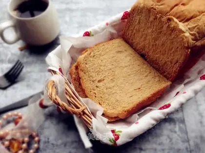 Ginger red toast