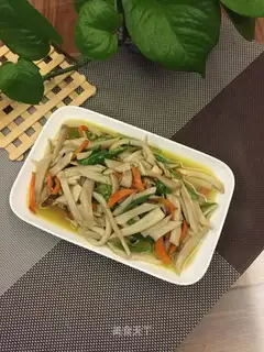 Homemade chicken-legged mushrooms