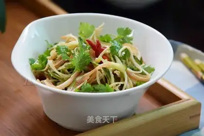 Golden mushrooms and pig ears