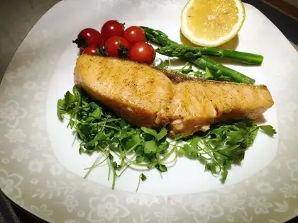 Fried salmon