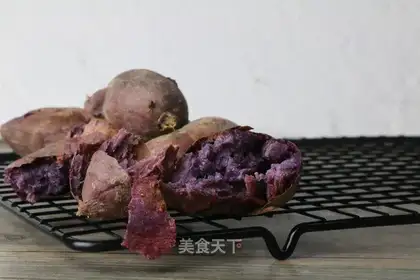 Roast potatoes