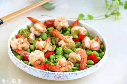 Beef-tailed shrimp