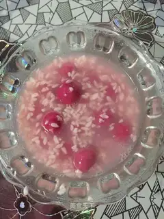 Liquor makes small round