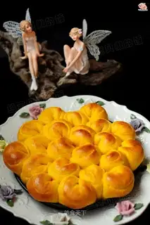 Bread of coconuts