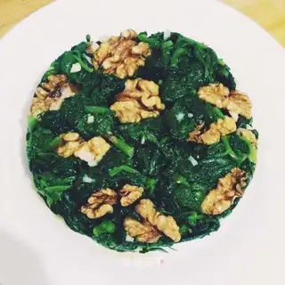 Cricket walnuts