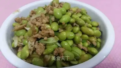 Bean fried meat
