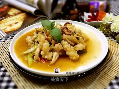 Fired squid flowers