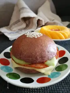 Black rice burger
