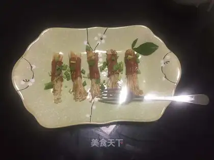 Bacon pins and mushrooms