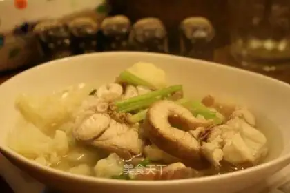 Clear soup shark pot