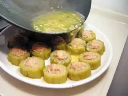 Hakka stuffed bitter gourd
