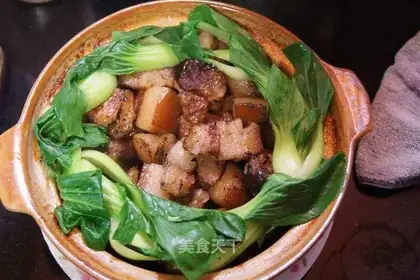Tea Fragrant Dongpo Pork