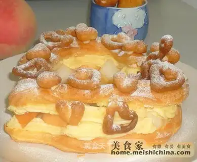 heart-shaped fruit puff