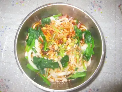 Private oil splashed tear noodles