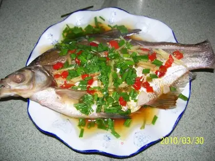 Steamed Wuchang fish