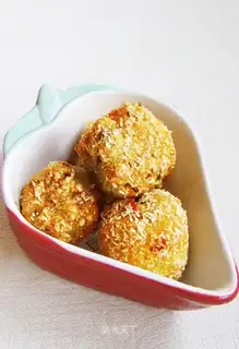 Crispy fried rice balls