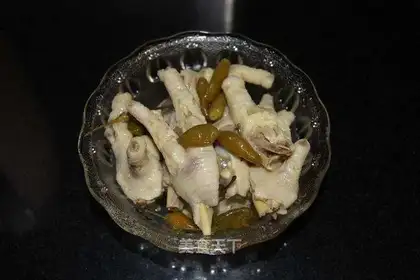 pickled chicken feet