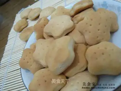 creamy soda biscuits