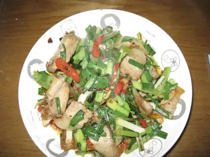 Twice-cooked pork with garlic sprouts