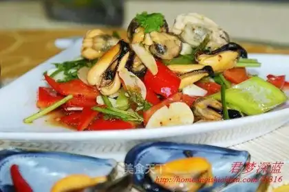 Warm mixed sea rainbow pork