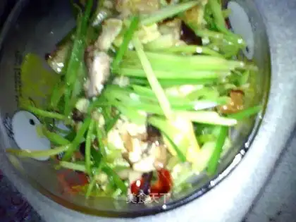 Scrambled egg cake with celery and mushroom
