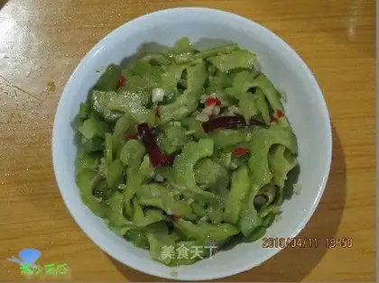 Fish-flavored bitter gourd