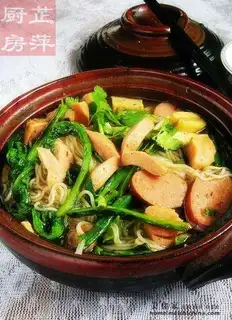 hot spicy dip rice noodles