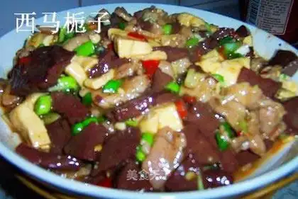 Black and white tofu